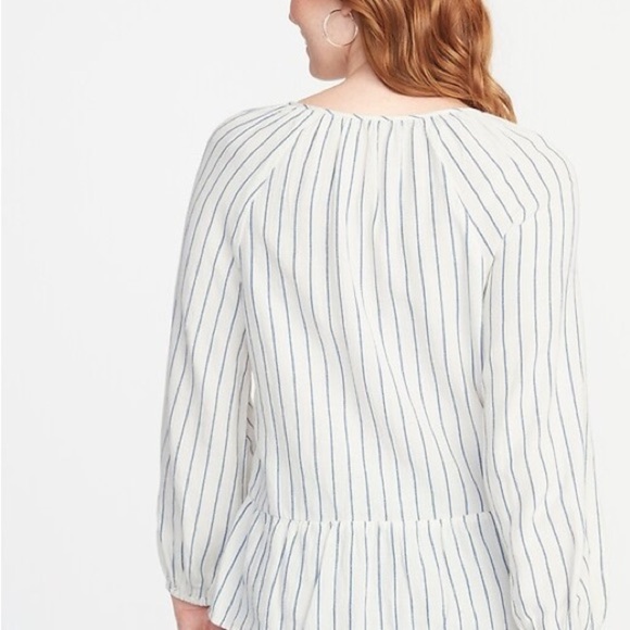 Old Navy White Crepe Peplum Hem Swing Blouse Puff Sleeves XXL - Picture 2 of 7